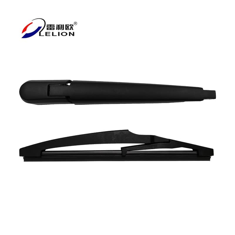 Wholesale Car External Accessories Windshield Wiper Blade and Arm for Chevrolet tracker 2021